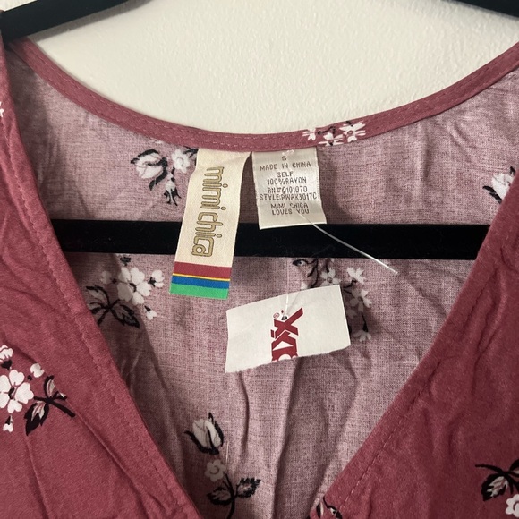 Mimi Chica Women's Romper Mauve Pink Floral Print NWT Size Small 100% Rayon - Picture 3 of 6